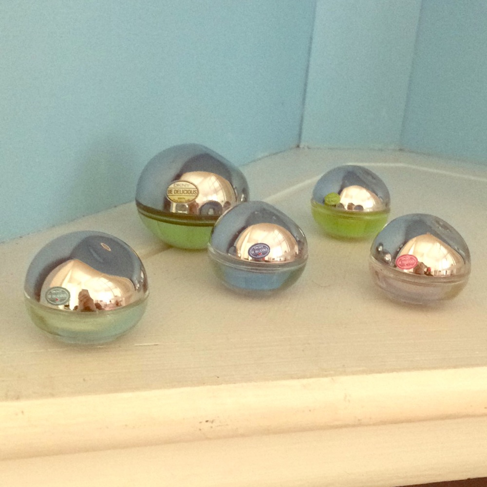 DKNY Be Delicious + Assorted Minis!